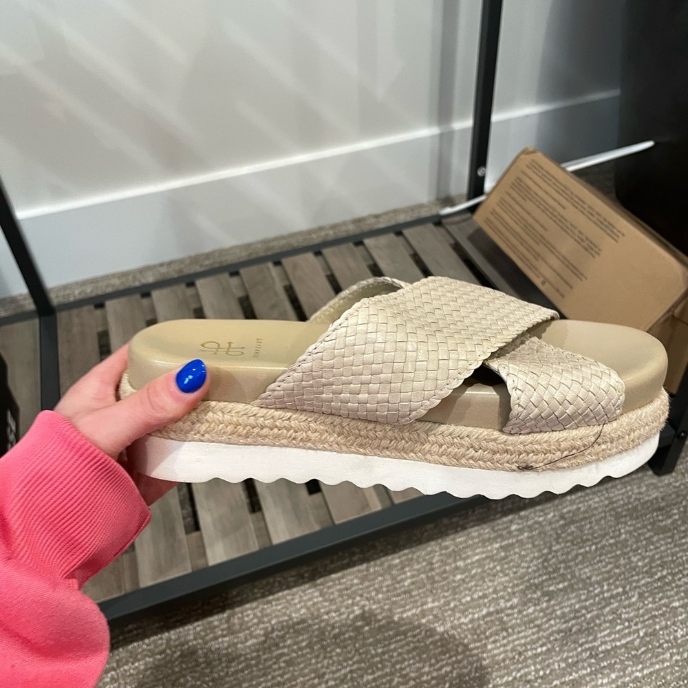Platform summer sandal!!!